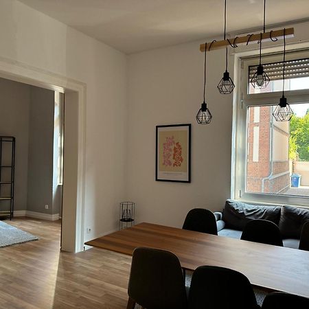 Grosser Altbau In Zentraler Lage 拉恩河畔林堡 外观 照片